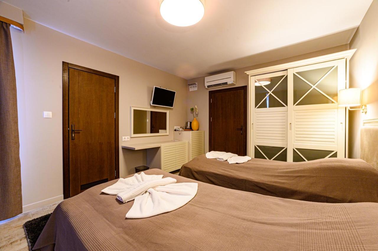 Antique Boutique Hotel Pavel Banya Buitenkant foto