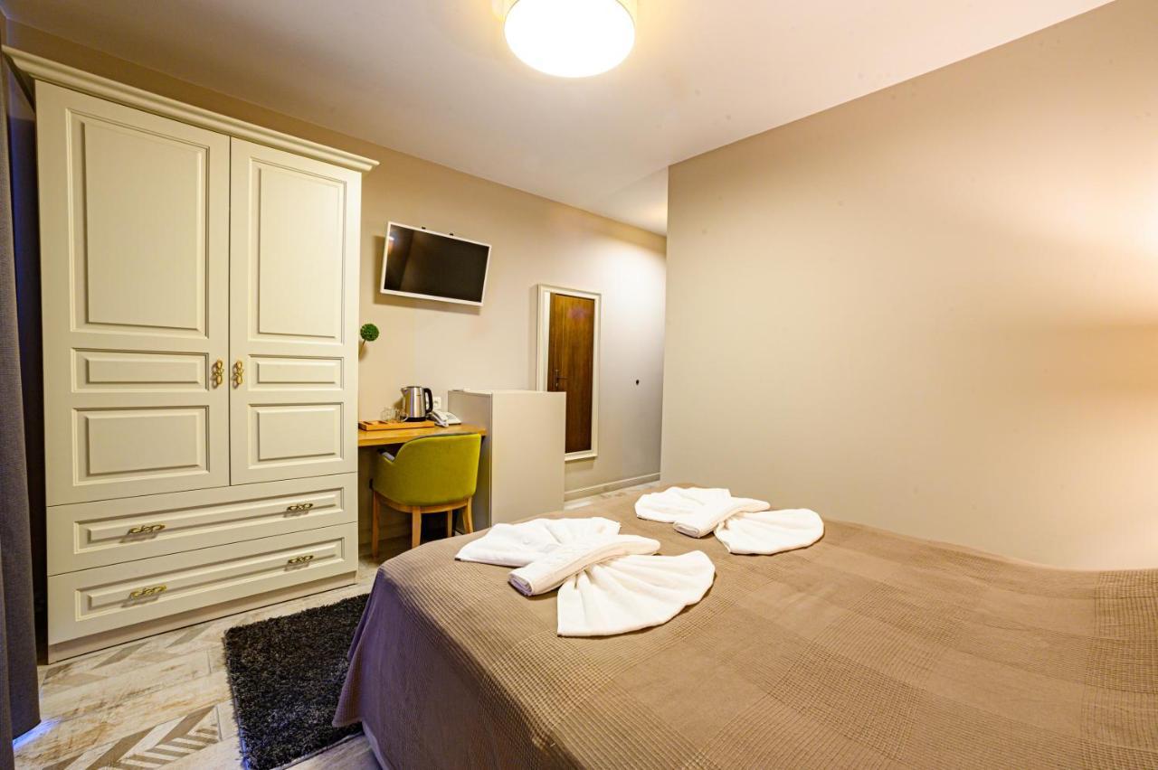Antique Boutique Hotel Pavel Banya Buitenkant foto