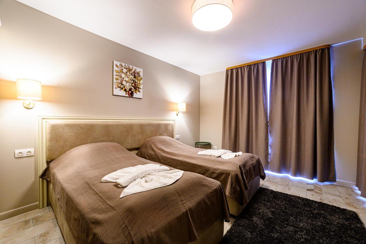 Antique Boutique Hotel Pavel Banya Buitenkant foto