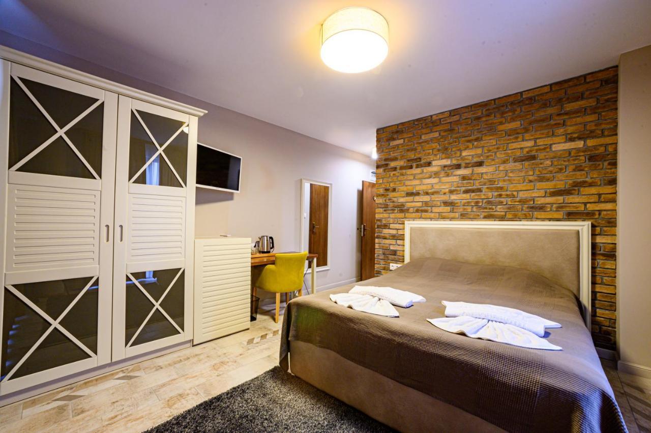 Antique Boutique Hotel Pavel Banya Buitenkant foto