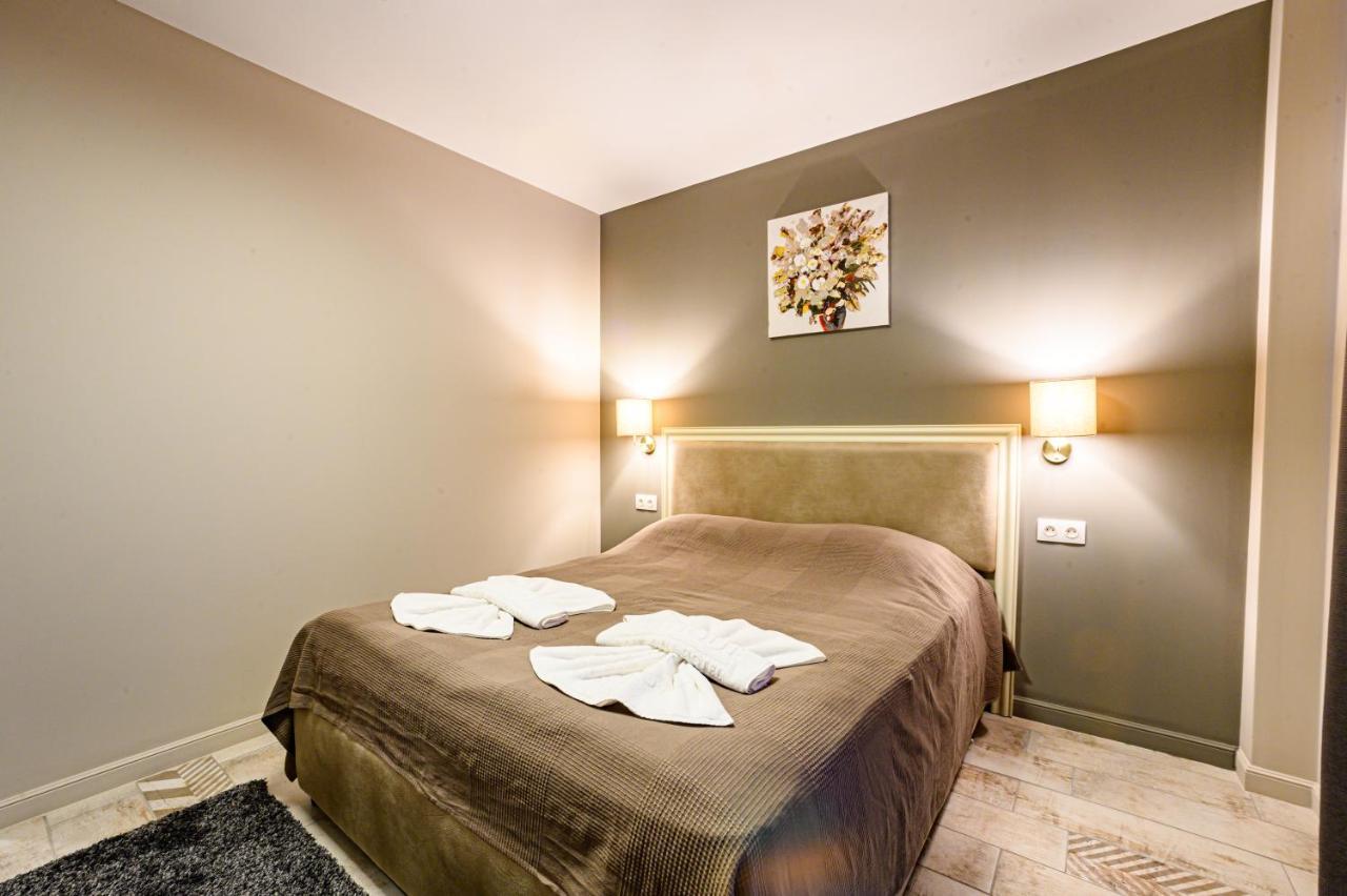 Antique Boutique Hotel Pavel Banya Buitenkant foto