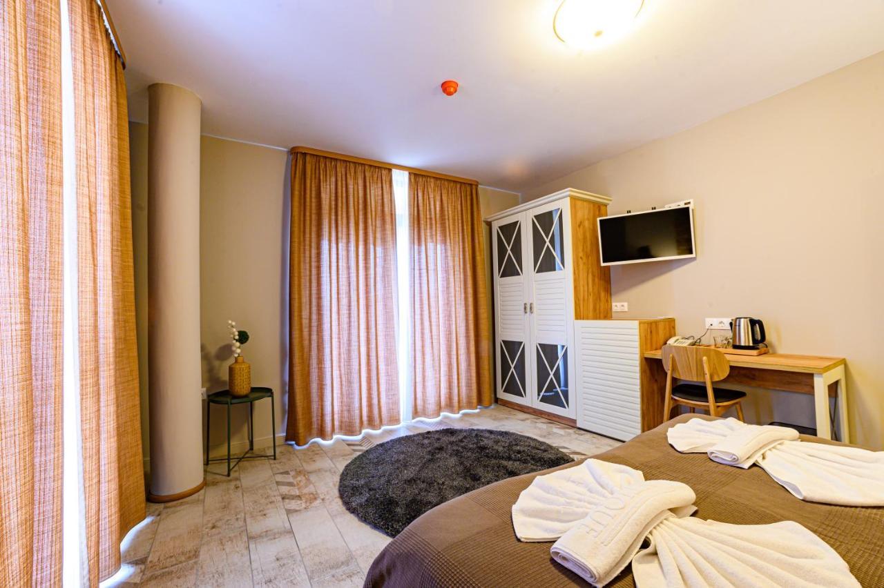 Antique Boutique Hotel Pavel Banya Buitenkant foto