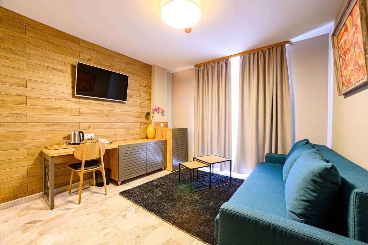 Antique Boutique Hotel Pavel Banya Buitenkant foto